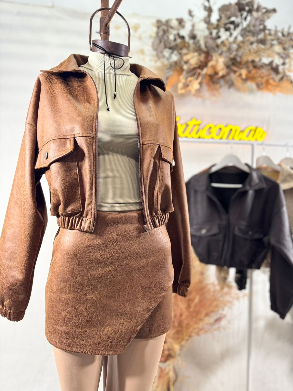 Campera cierre Bolsillos SUEDE