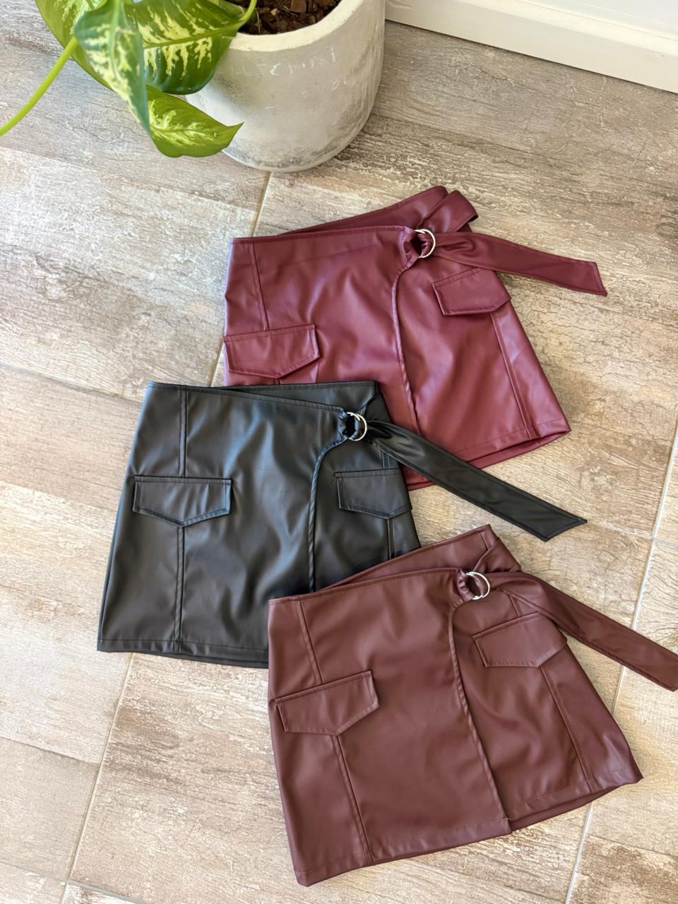 Mini solapa cruzada argolla Cuerina