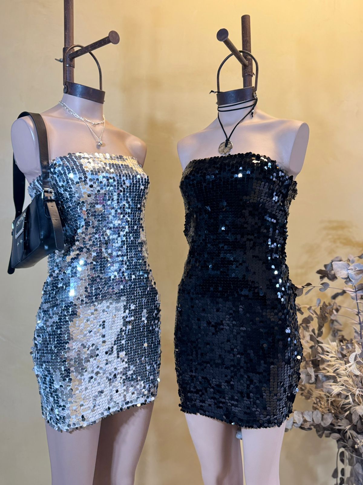 Vestido Strapless Lentejuela Disco