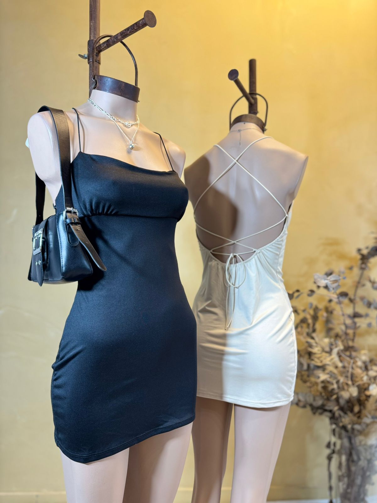 Vestido espalda cordon elastico cruzado Microfibra