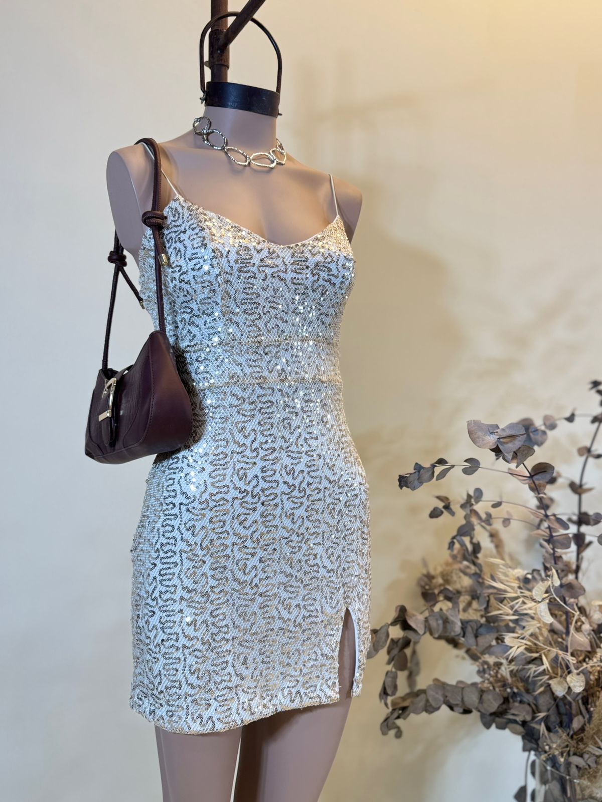 Vestido busto Corazon y tajo Lentejuela