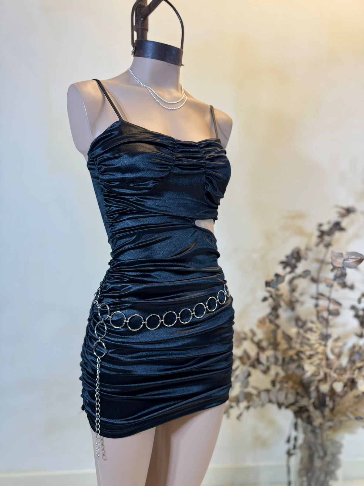 Vestido Corsetero todo fruncido Saten