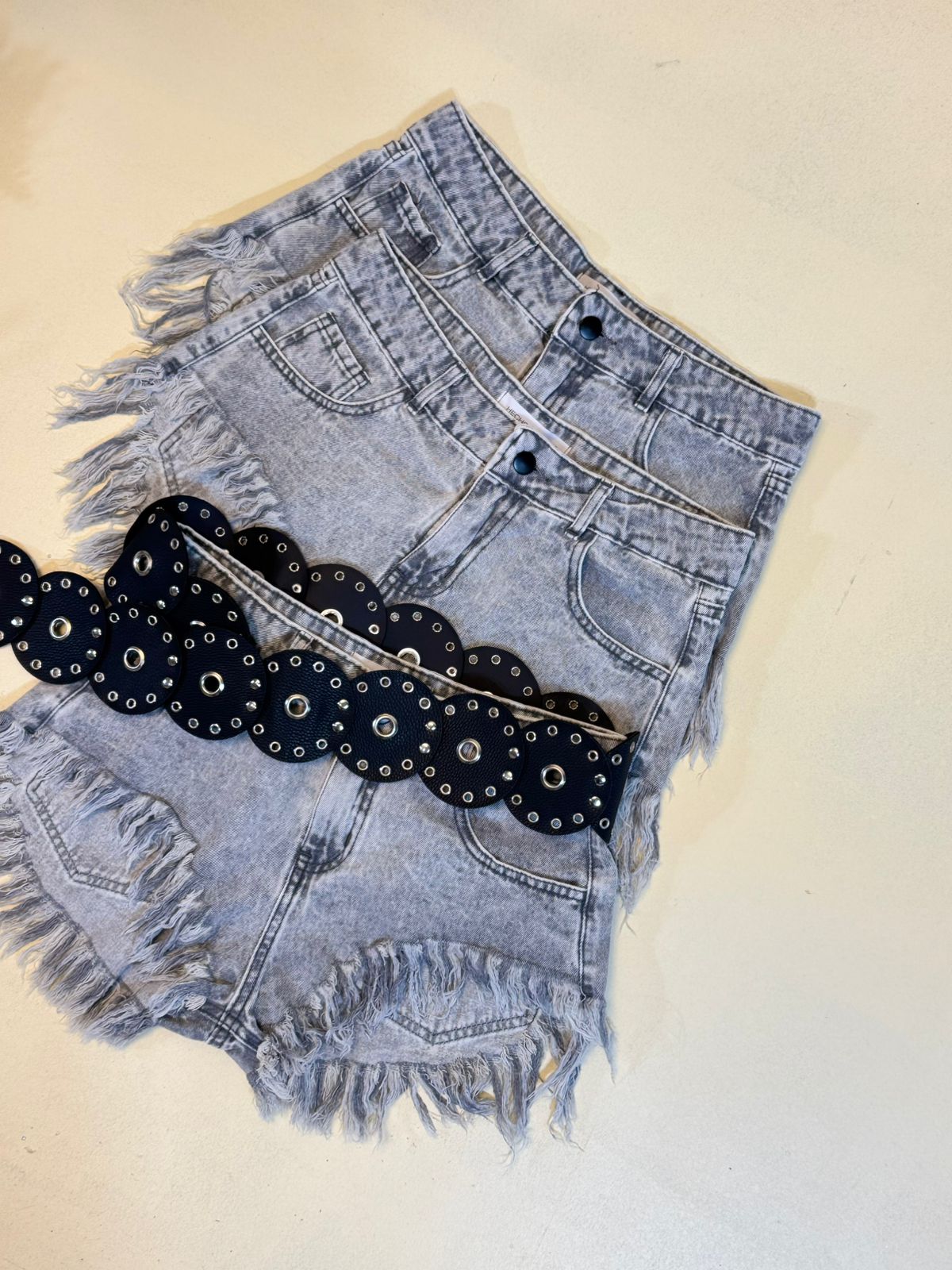 Short Desflecado DENIM LIGHT GREY