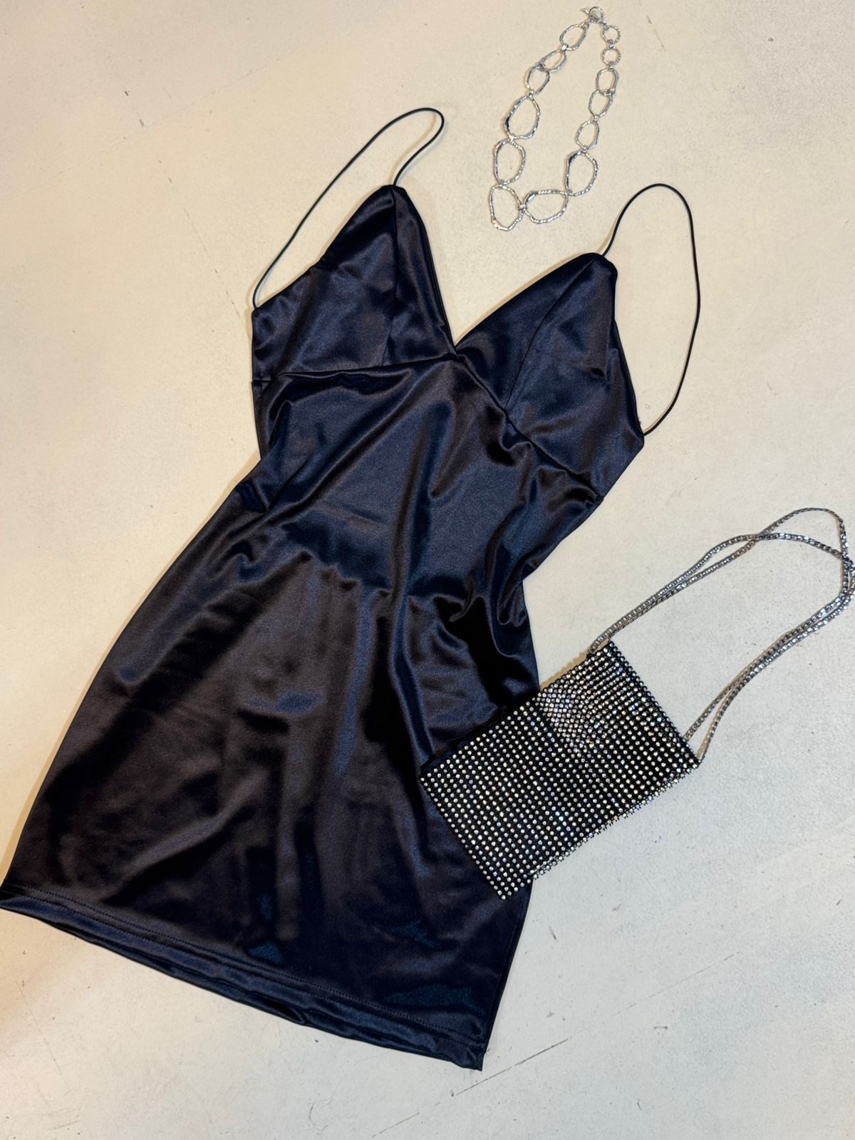 Vestido espalda descubierta Saten