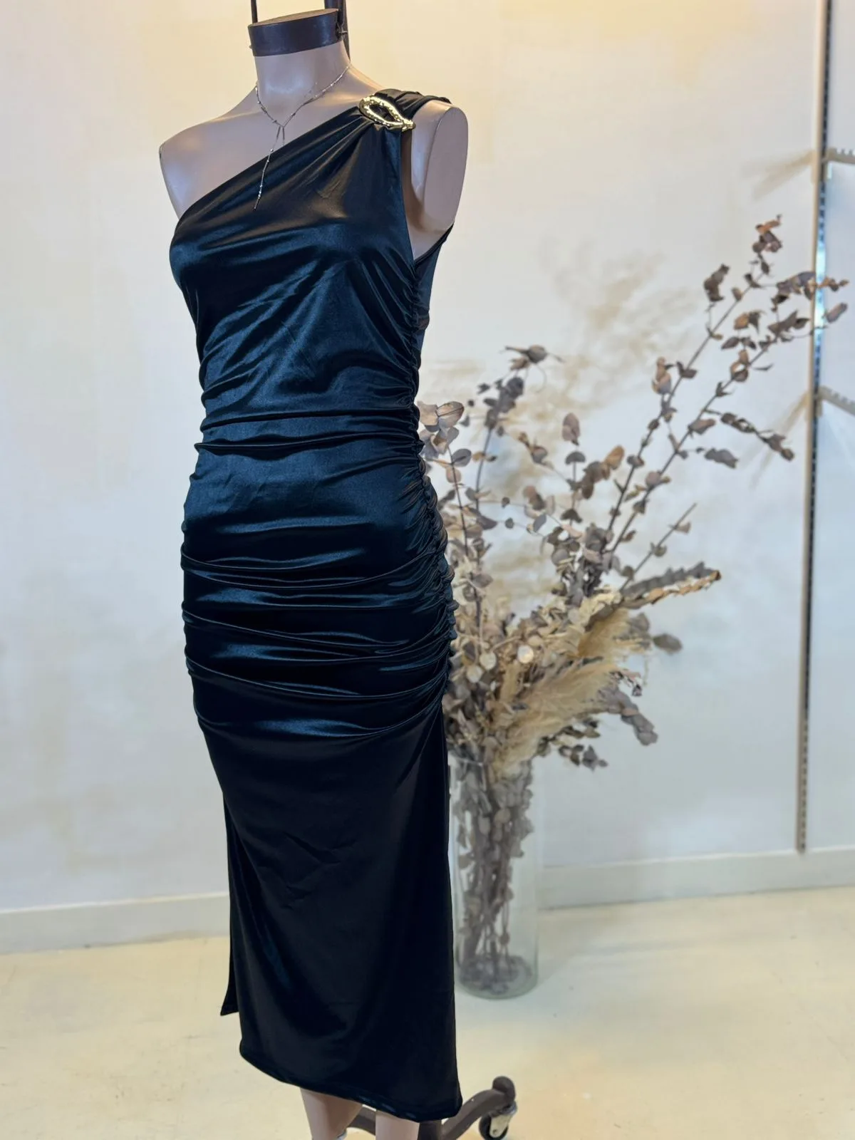 Maxivestido gala GOTA Saten