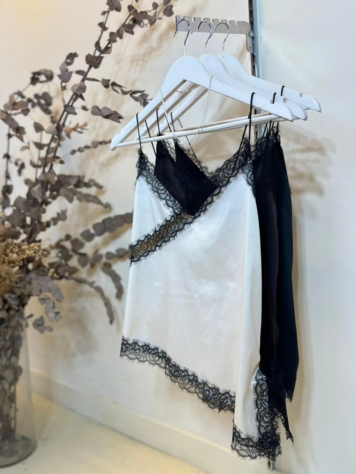 46265bd7-c3e2-4a75-9742-ddcfd9f5a91a