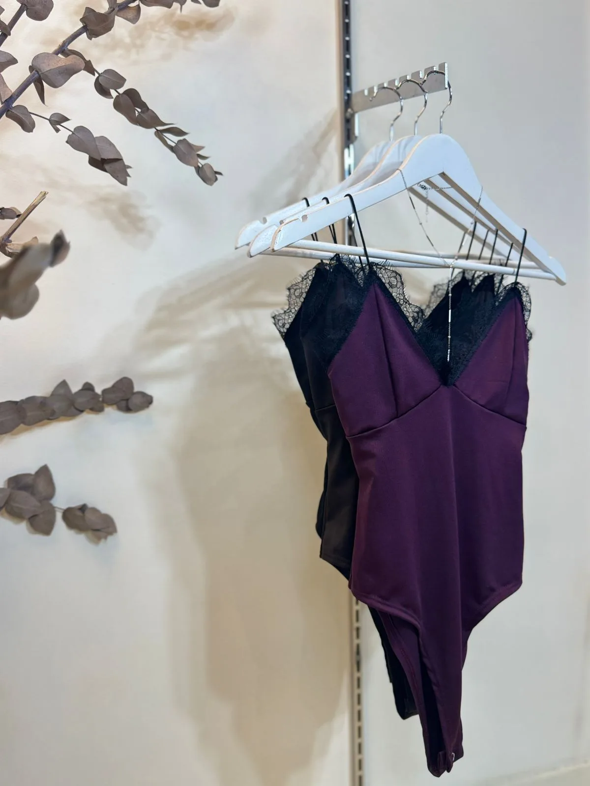 Body V LENCERO PUNTILLA Microfibra