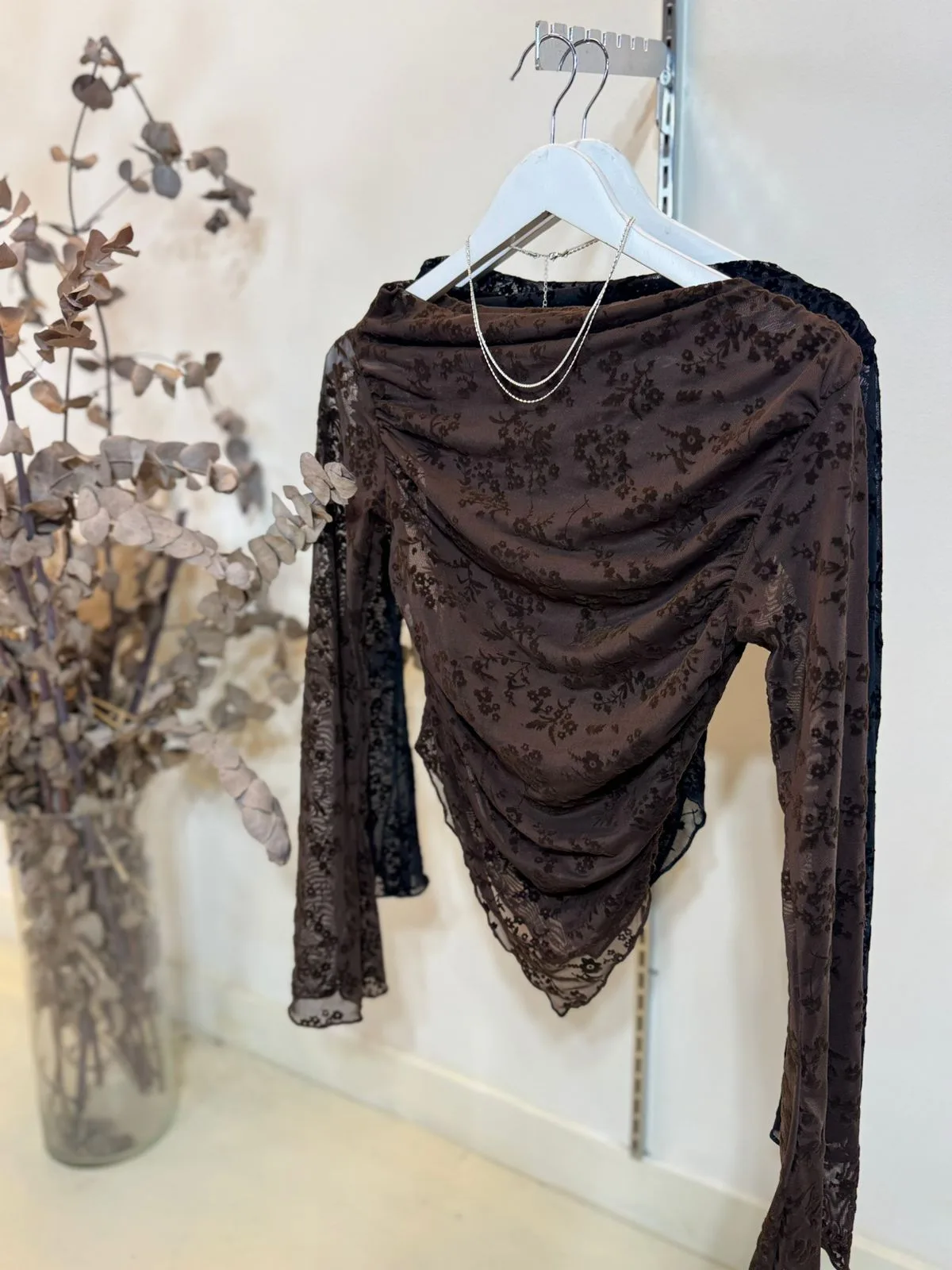 Top irregular caido TUL FLOCK