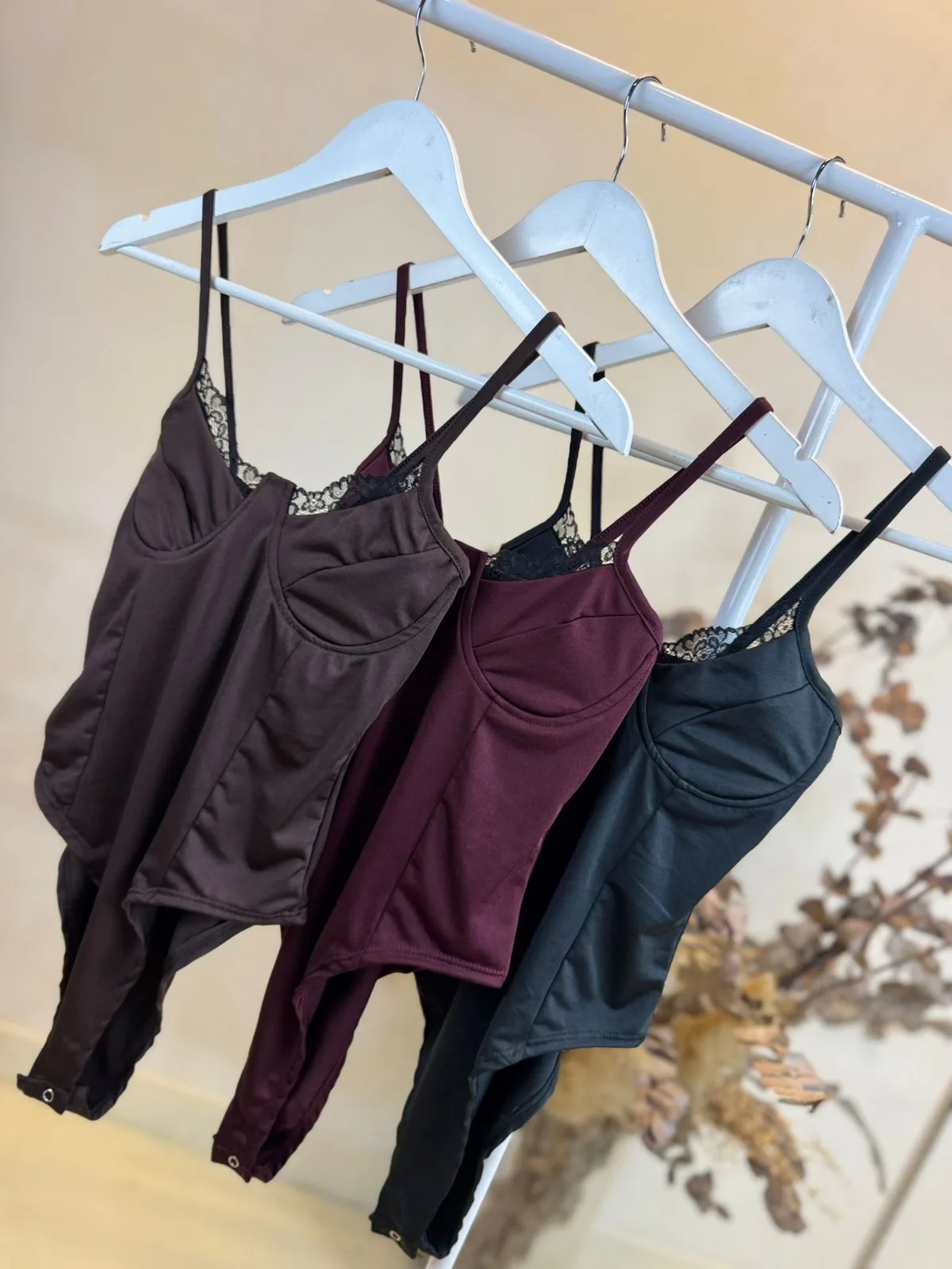 Body Corsetero ARCO Y PUNTILLA Microfibra